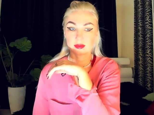 Witchcraft live cam