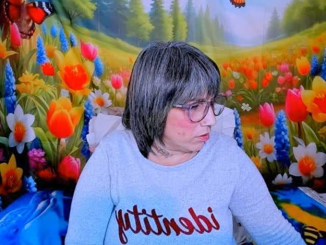 indianroxy live cam