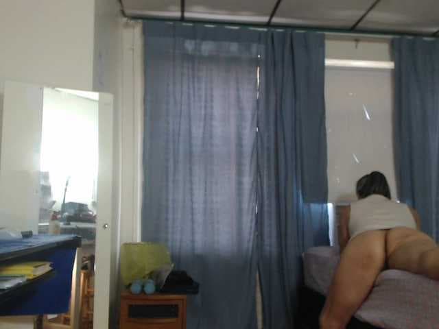FIXMYASSTOO live cam
