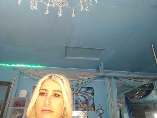 adrianna_fox live cam