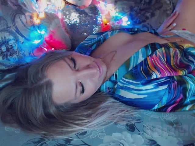 Mimi_ live cam