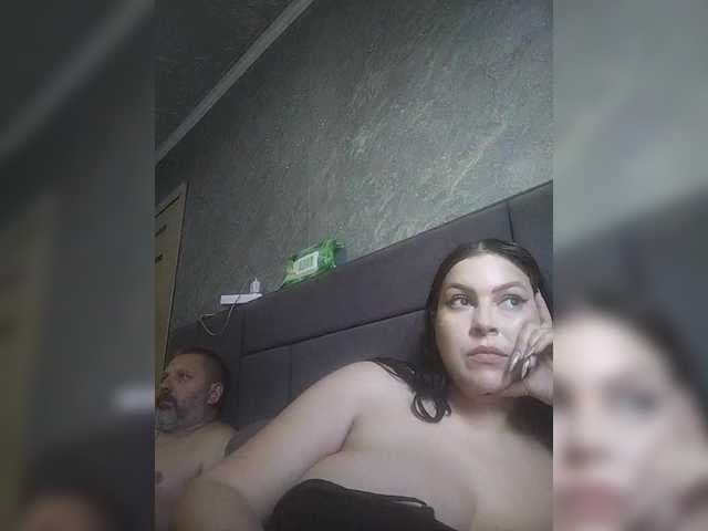 Cleopatra1990 live cam