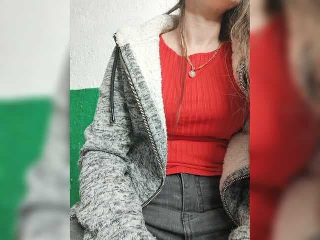 KOTENOCHEK_SEXY_KISA live cam on BongaCams