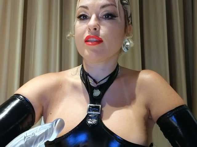 KateDarkstar live cam