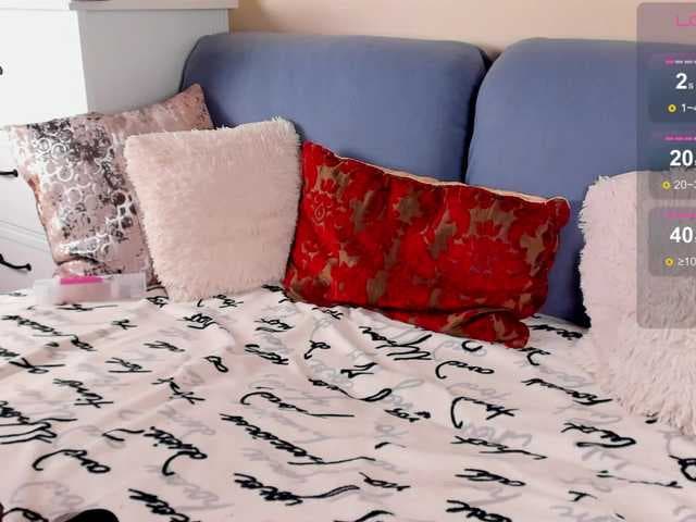 M-A-D-O-N-N-A live cam