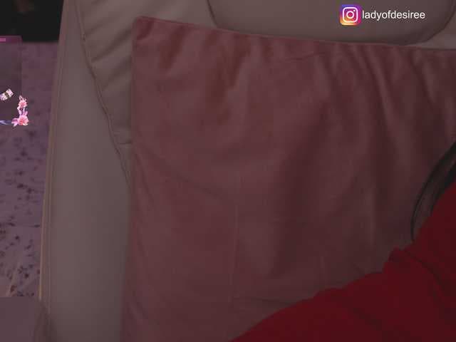 LadyOfDesire live cam