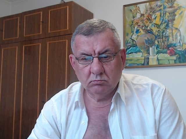 machomale3 live cam on BongaCams