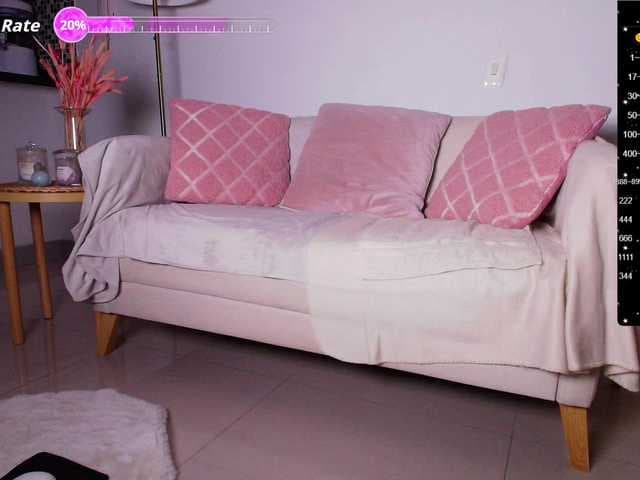 SallyeLeins live cam