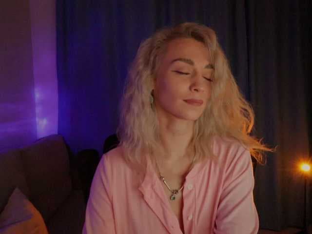 DigitalAlexa live cam