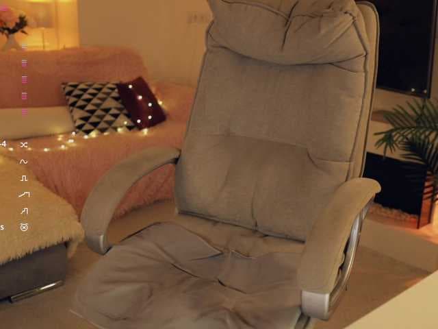_mellie live cam