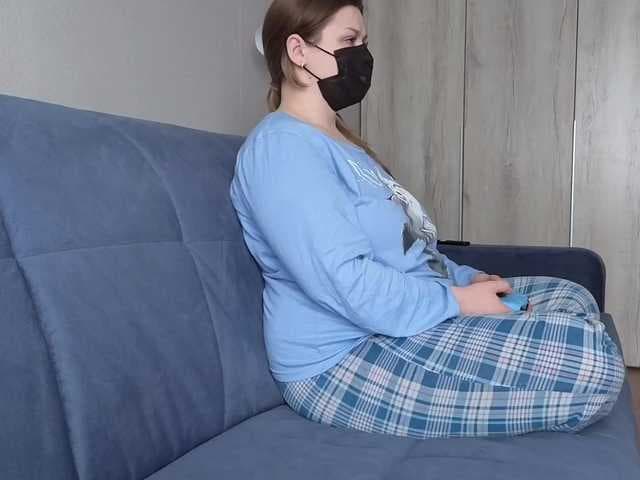 Milaa1998 live cam