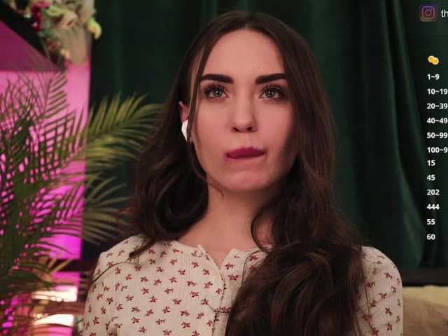 BabyYoda live cam on BongaCams