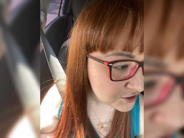 QueenFoxyLiza live cam