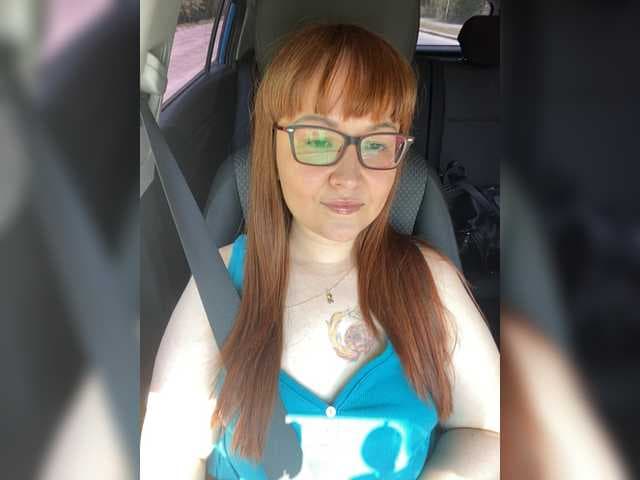 QueenFoxyLiza live cam