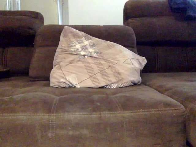 Maksoneee113 live cam