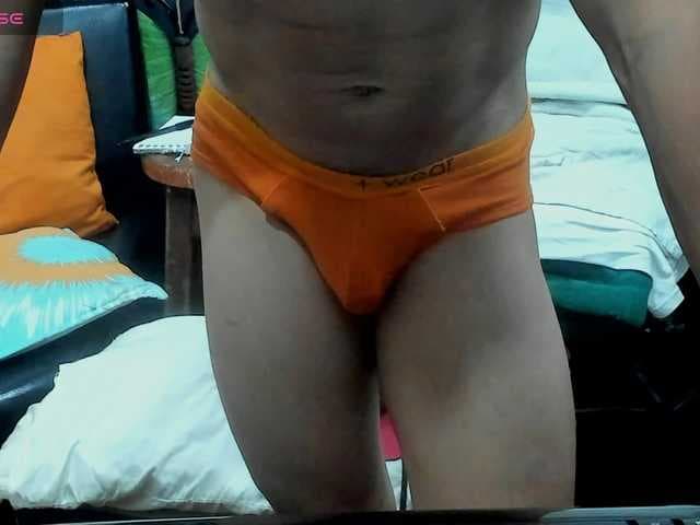 brunocuttie94 live cam