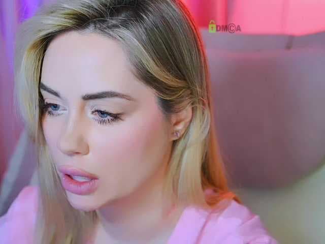 -ANN live cam