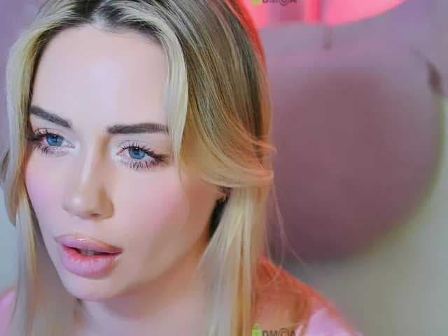 -ANN live cam