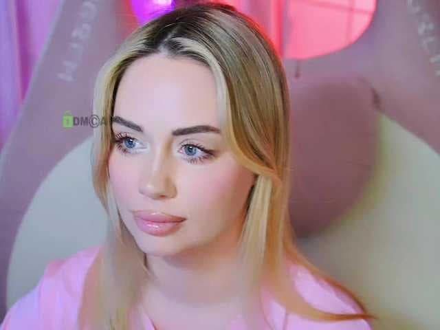 -ANN live cam