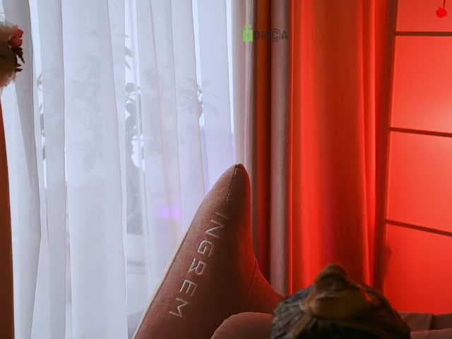 -ANN live cam