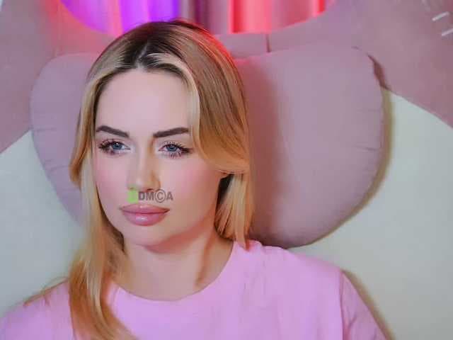 -ANN live cam