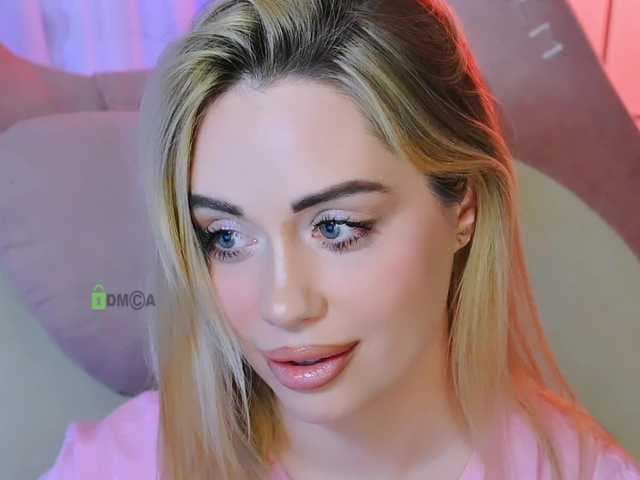 -ANN live cam