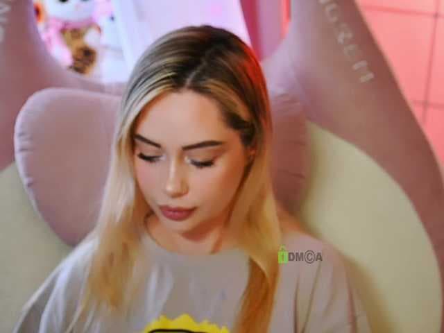 -ANN live cam