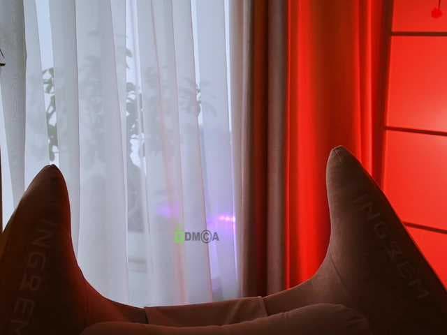 -ANN live cam