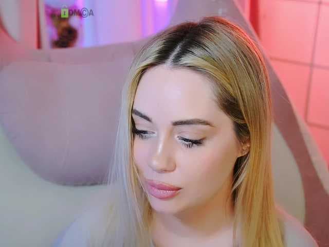 -ANN live cam