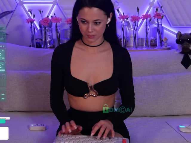 Taanni live cam