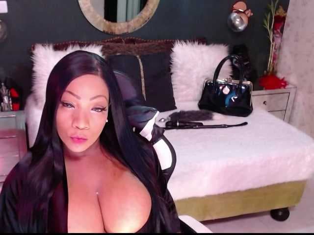 MadikeyHappy live cam