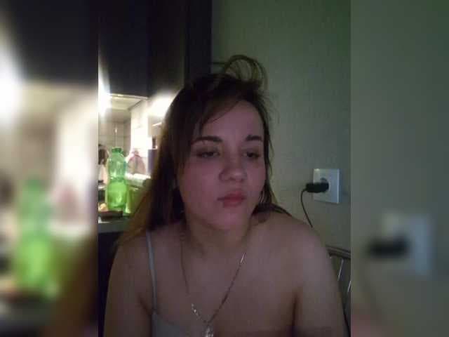 Kira183 live cam