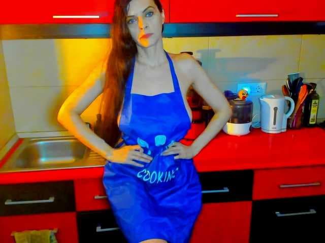SexQueen11 live cam