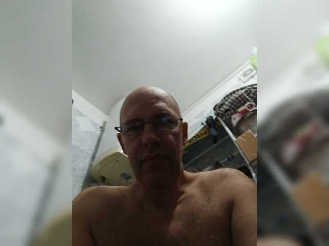 Maksimilianas live cam
