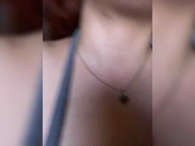 Allie-Rose live cam