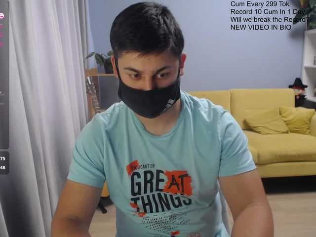 TomGuys live cam