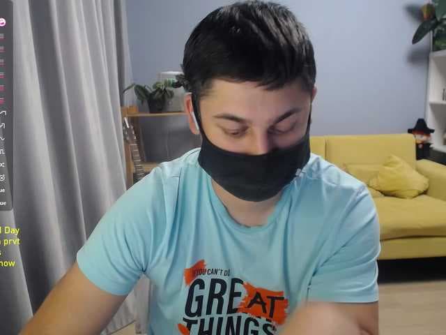 TomGuys live cam
