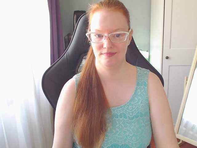 lady_inari live cam