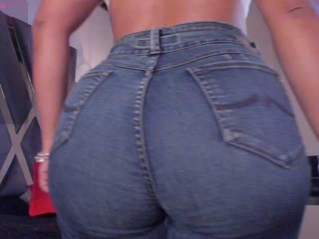 strong-girl live cam