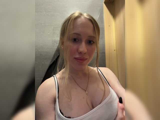 LiiBaby live cam