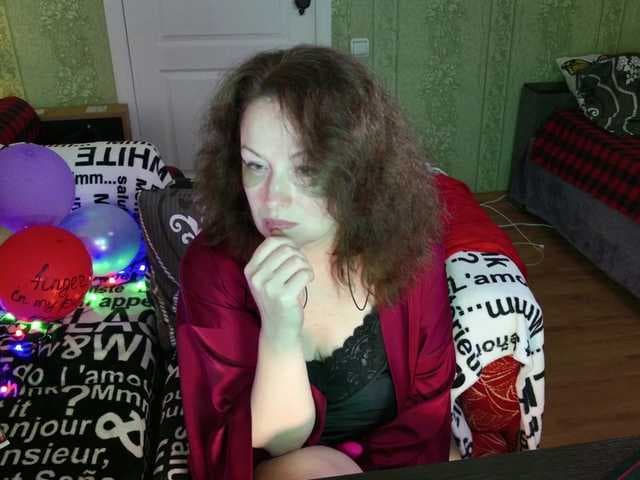 MeganIris live cam