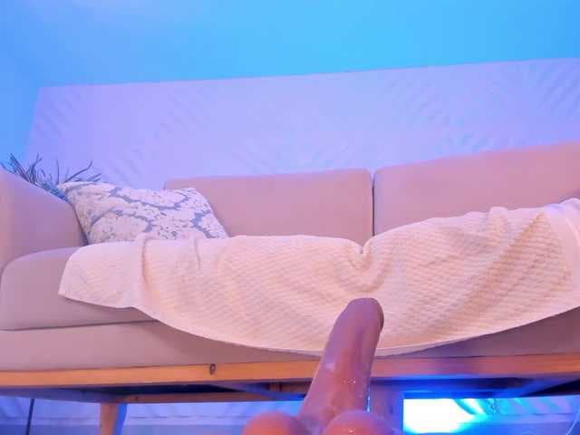 KylaMorrison live cam