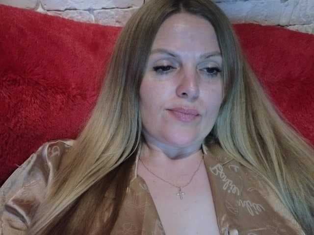 Angel_girllovemy live cam