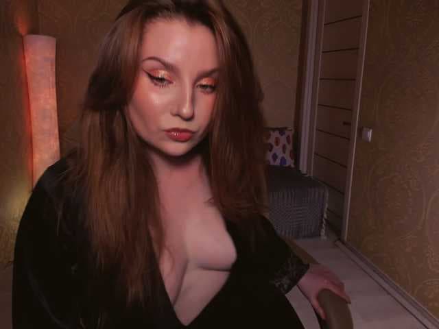 Esmeerrr live cam