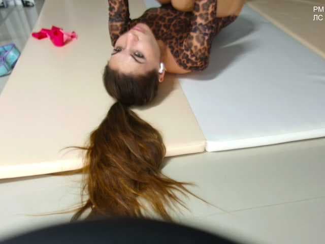 Flexy-Cat live cam on BongaCams