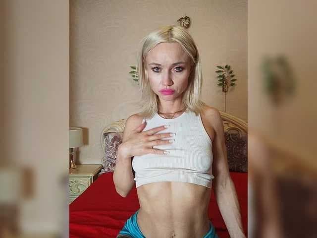 AlinaLoves live cam