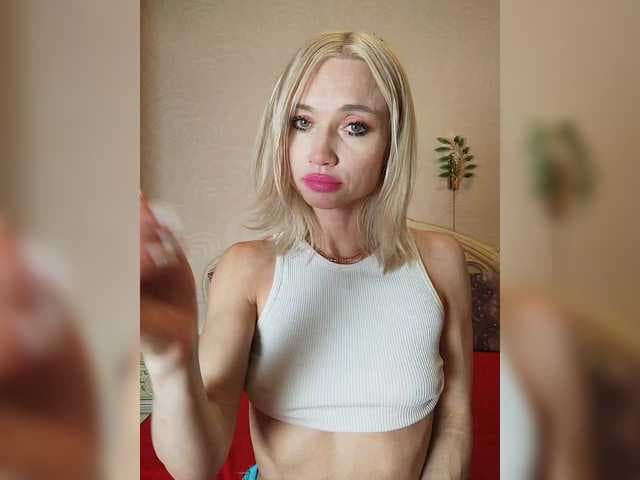 AlinaLoves live cam