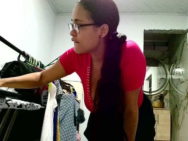 aisha5 live cam