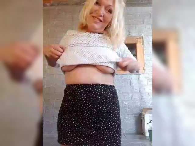 LizSage live cam