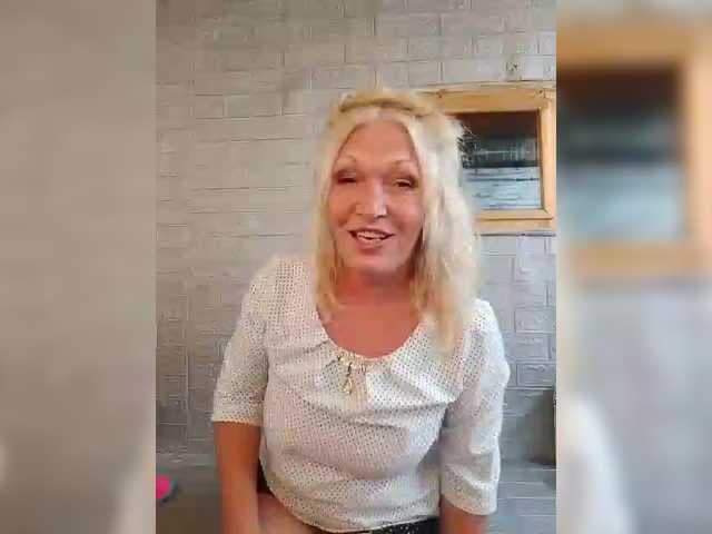 LizSage live cam